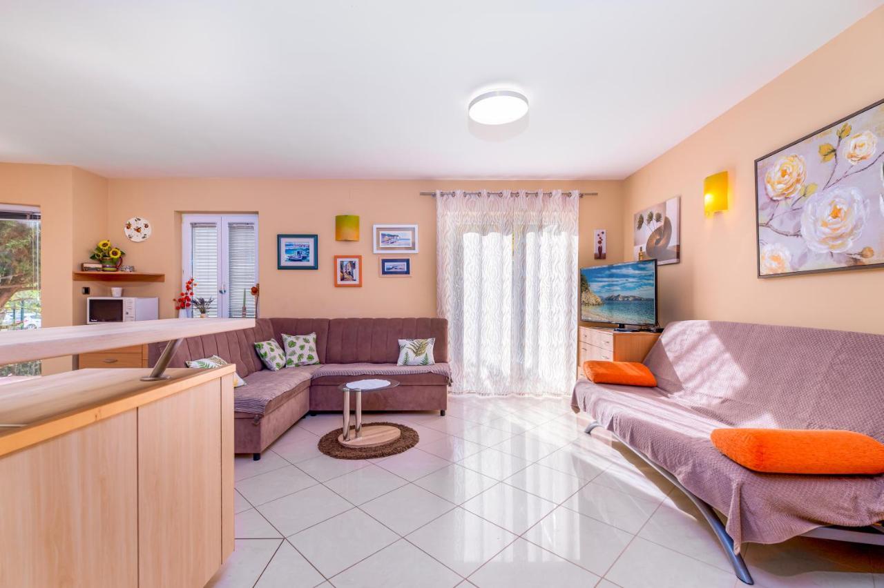 Apartments Lovorka Baska  Luaran gambar