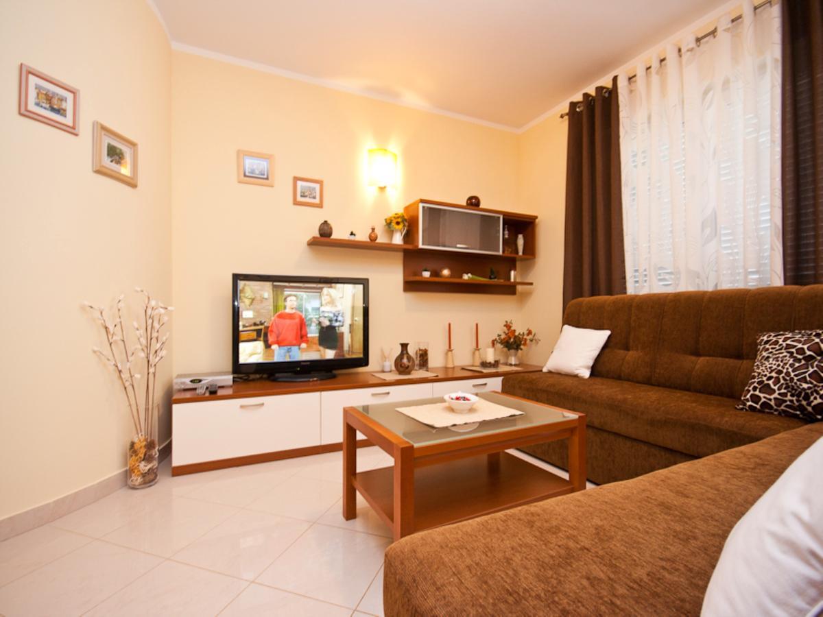 Apartments Lovorka Baska  Luaran gambar